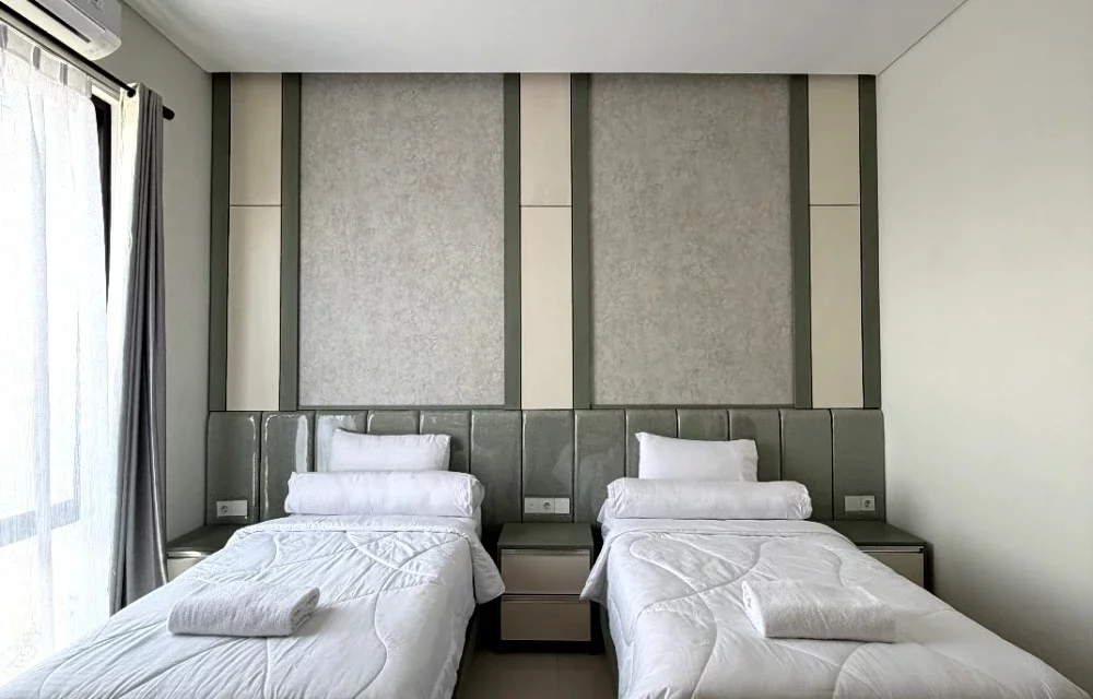 Pavo Guest House Deluxe Twin Room Image