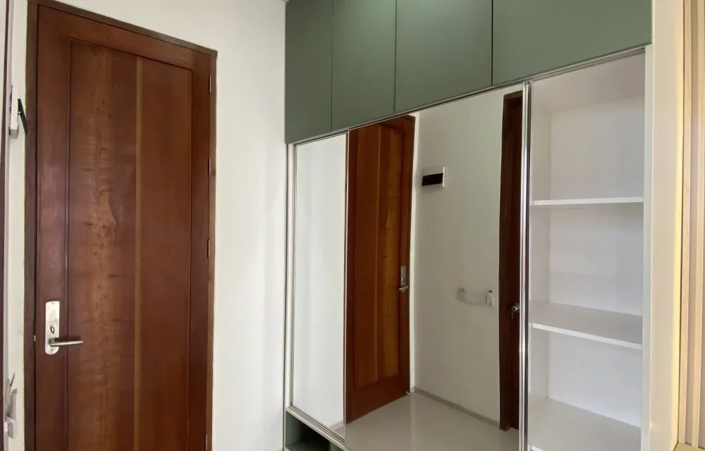 Gallery Picture